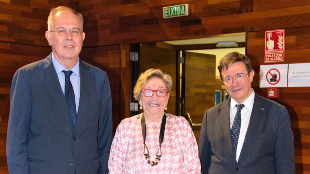 Francisco Carrión, Ana Lluch y Andrés Cervantes