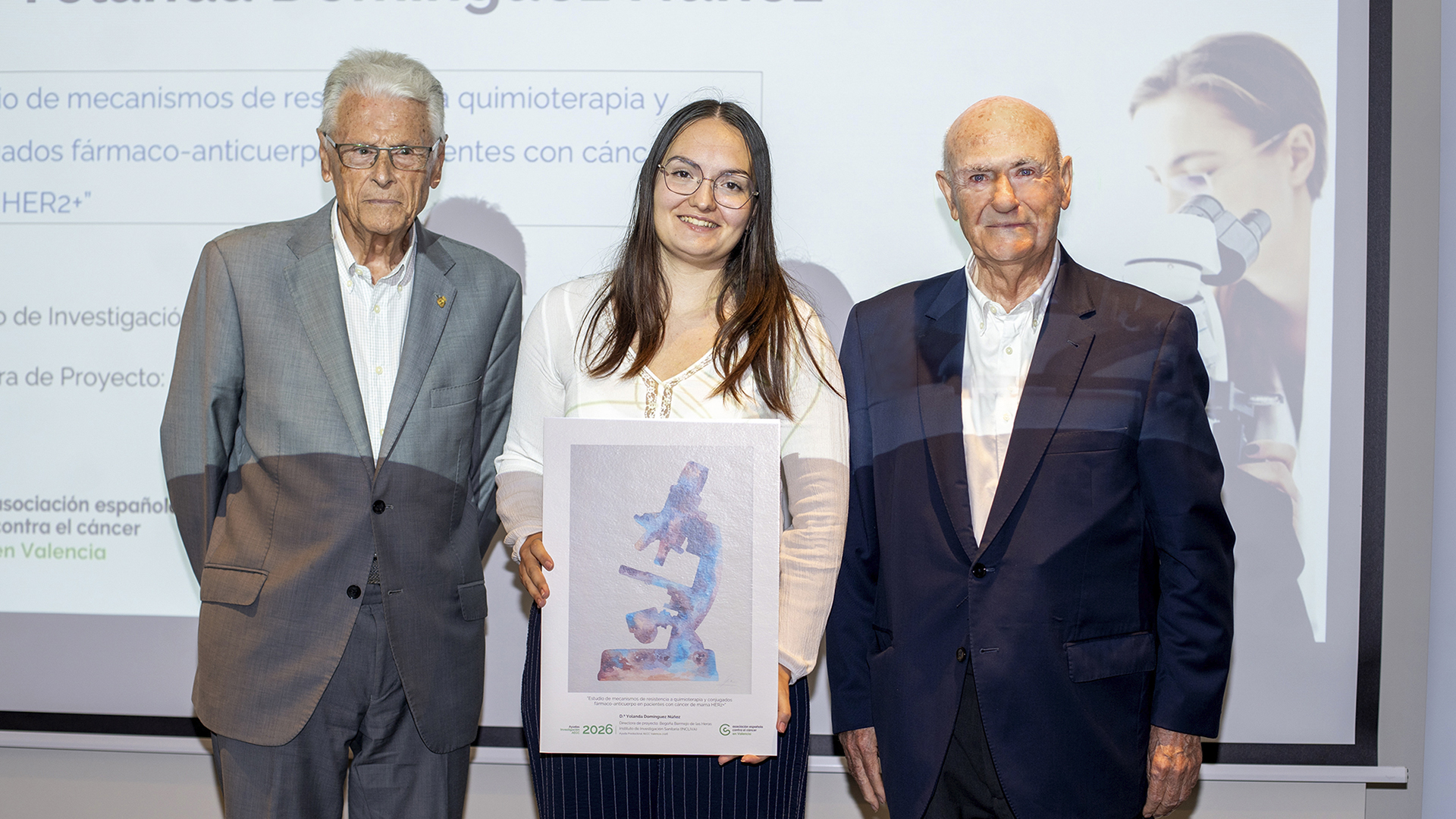 web 29 AECC Becas
