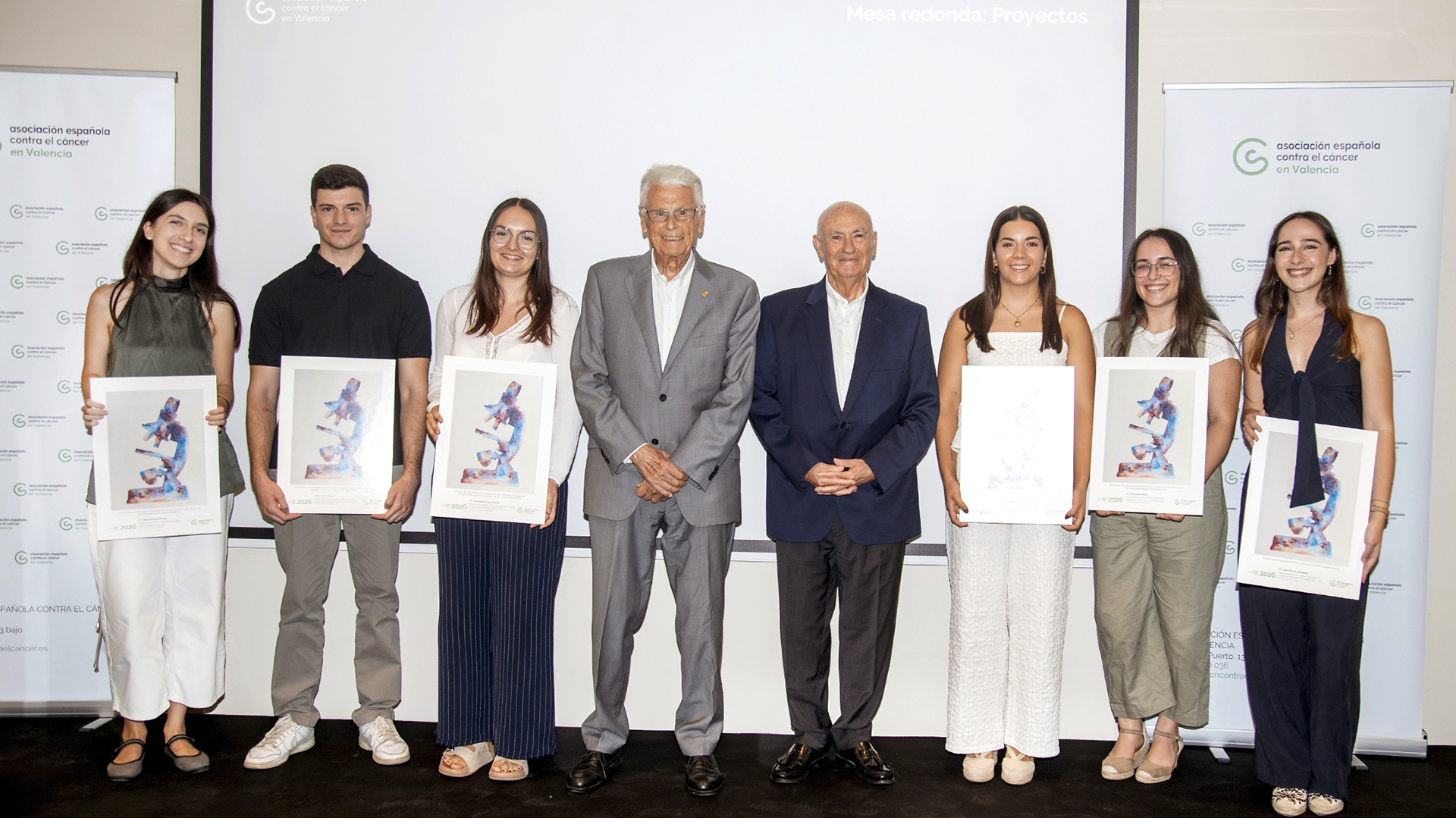 web 30 AECC Becas